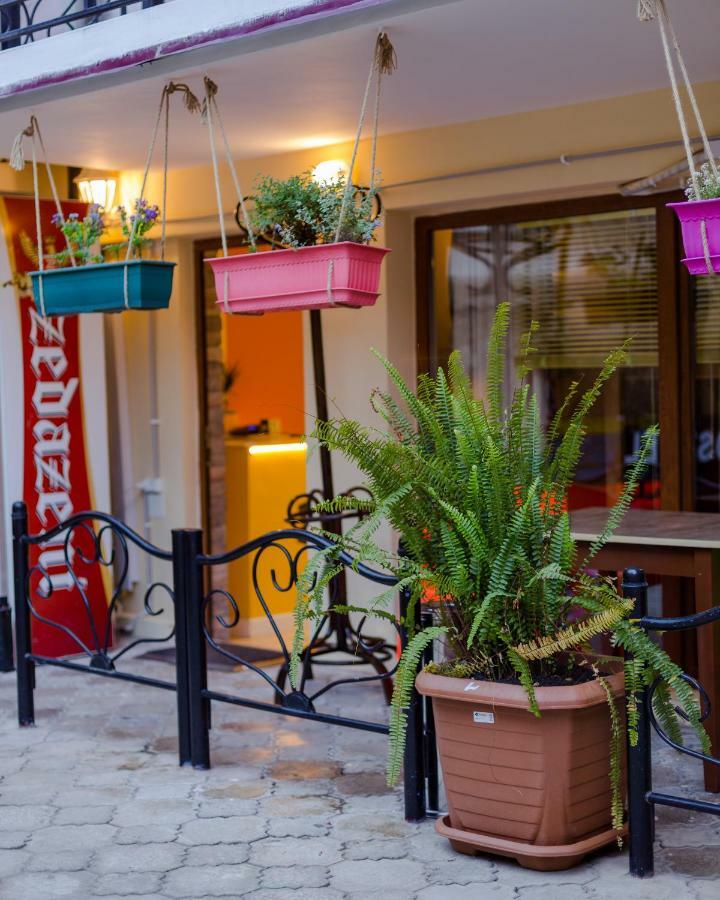 Batumi Surf Hostel Екстериор снимка
