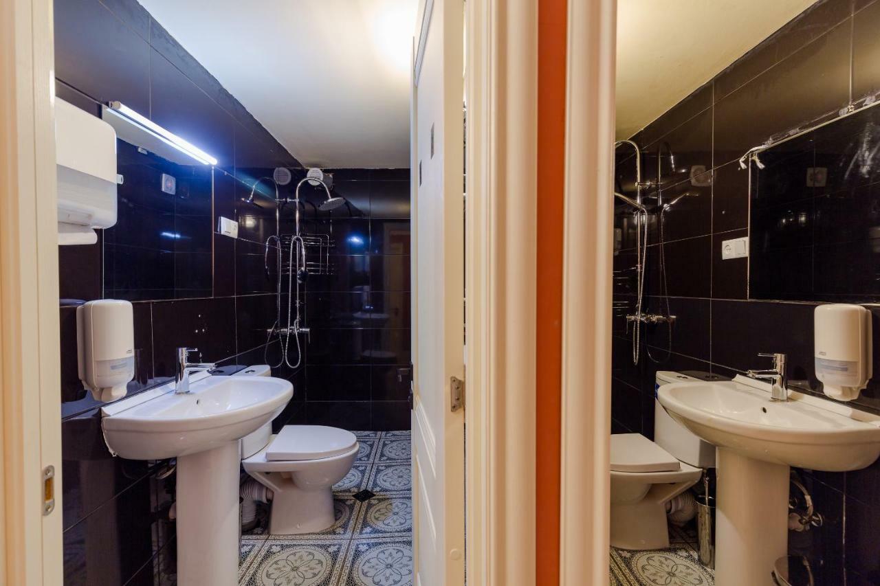 Batumi Surf Hostel Екстериор снимка